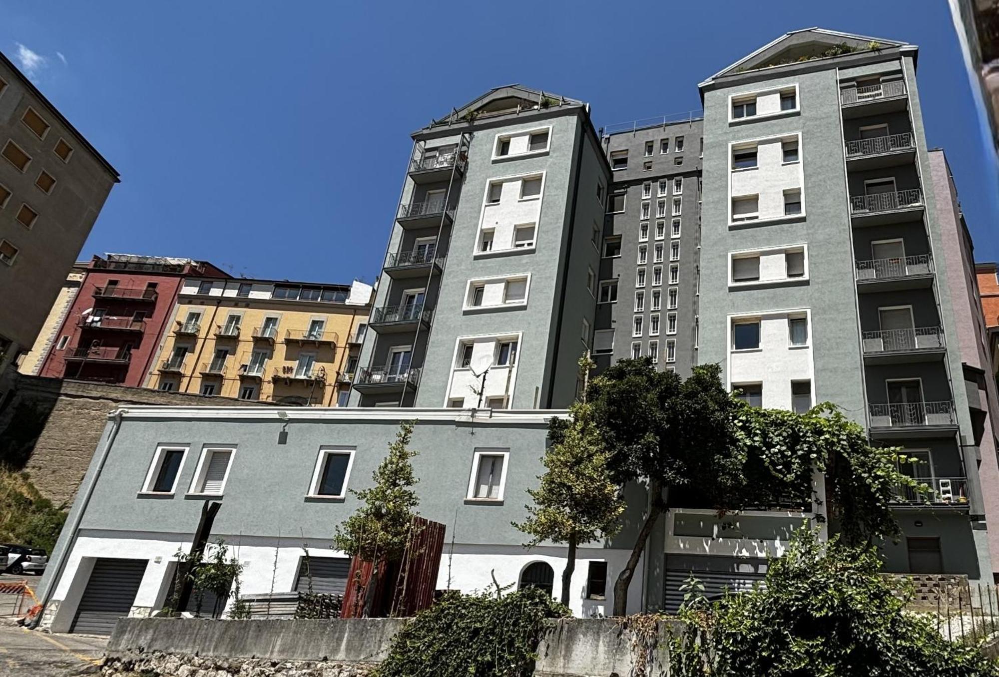 Essential Room & Parking In Centro Citta Con Parcheggio Privato E Wifi Potenza Exteriör bild